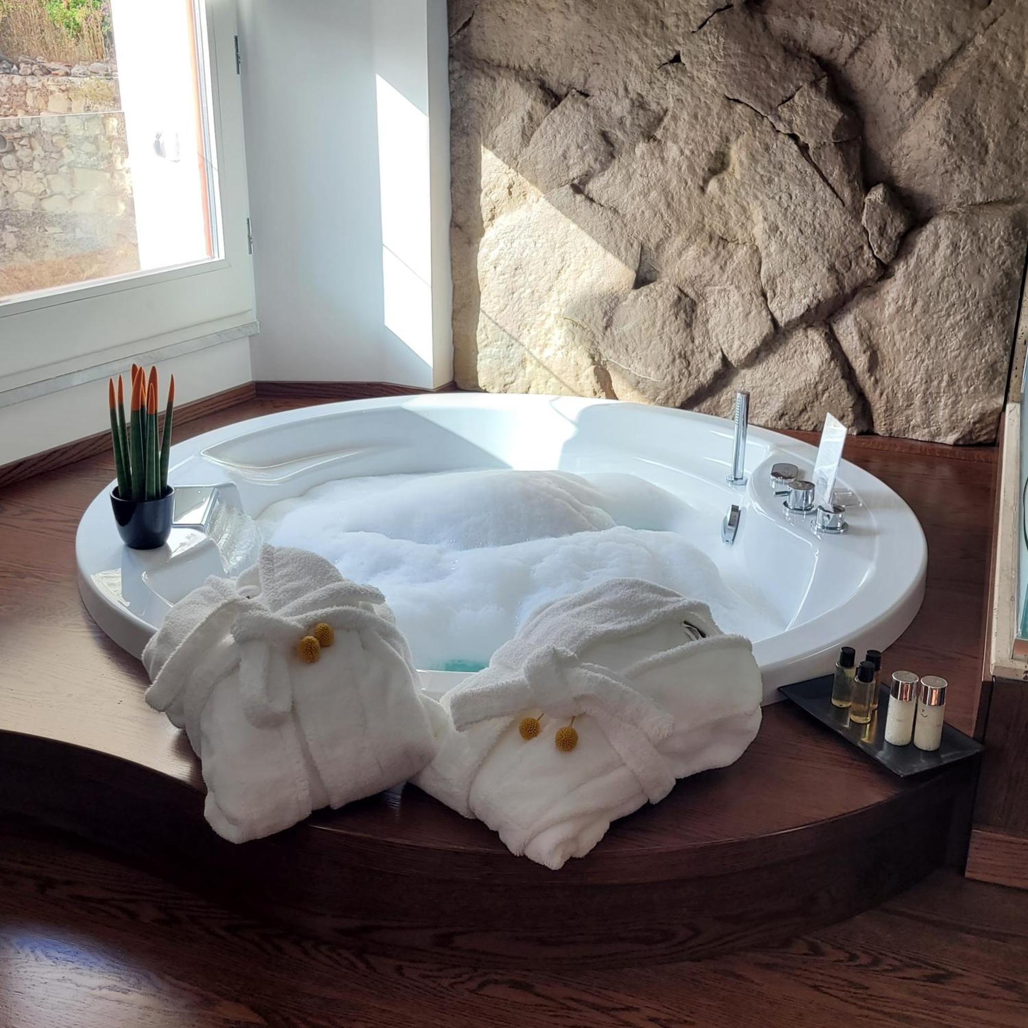 Palazzo Ferrucci Luxury Suites Cagliari Zewnętrze zdjęcie
